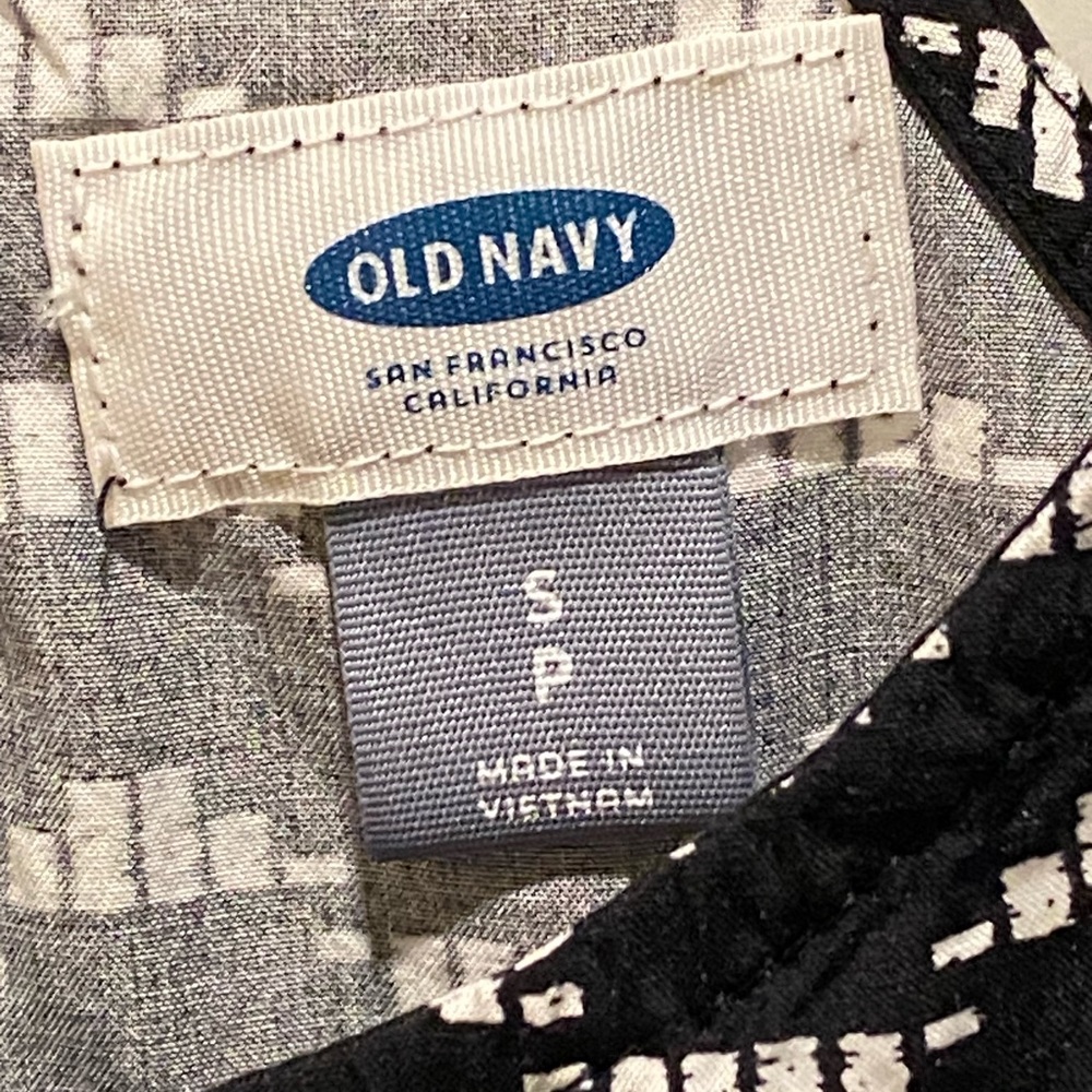 Racerback Shift Dress - Picture 6 of 11